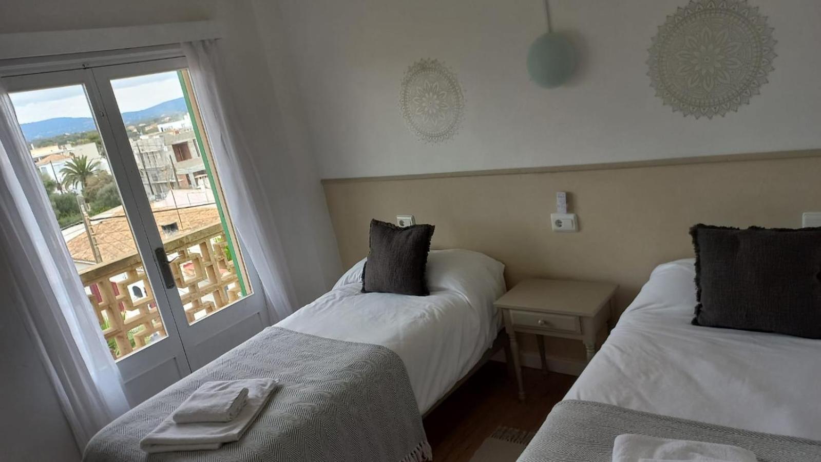 Apartamentos Can Salas Cala Figuera  Exterior foto